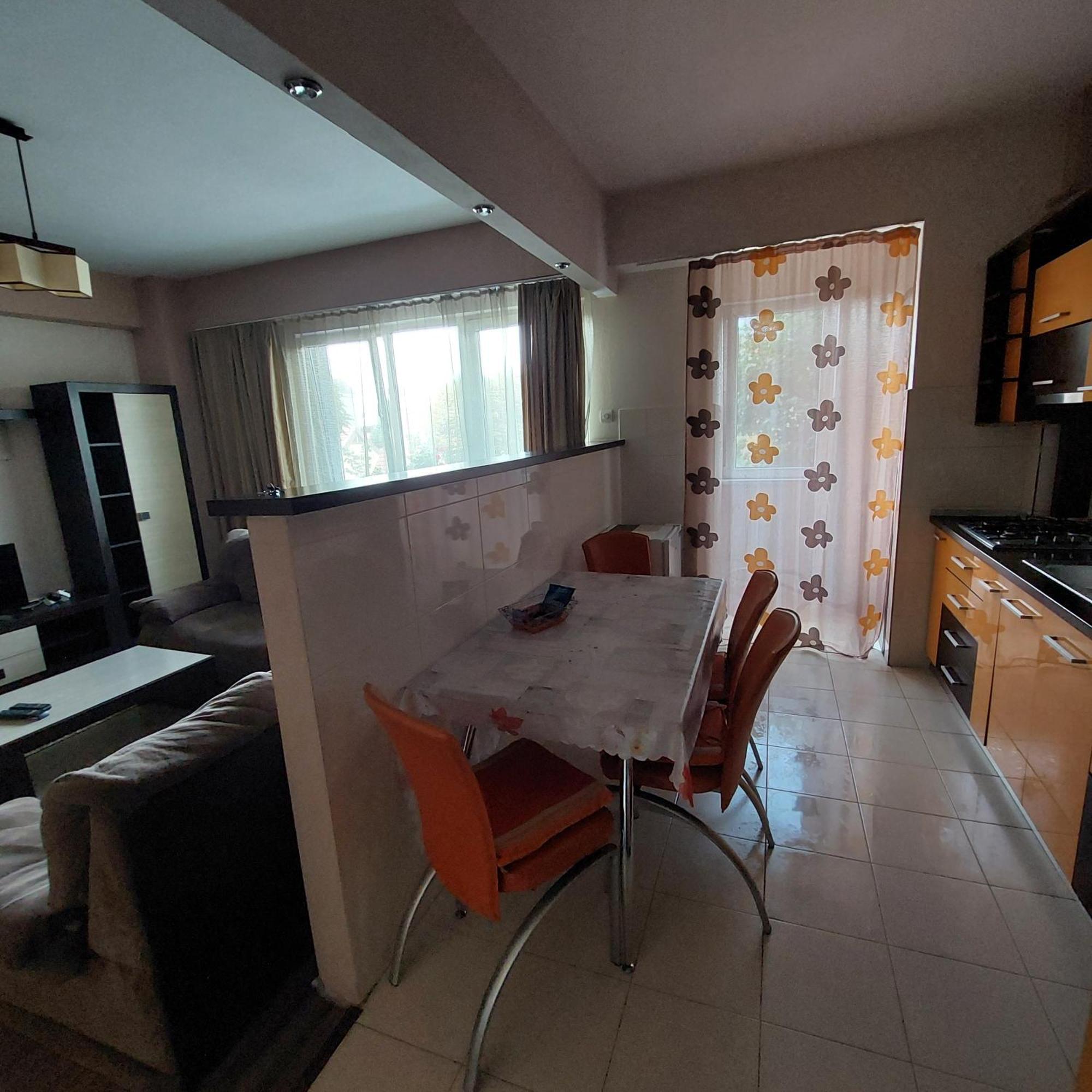 Apartament Very Big บิสตริซา ภายนอก รูปภาพ
